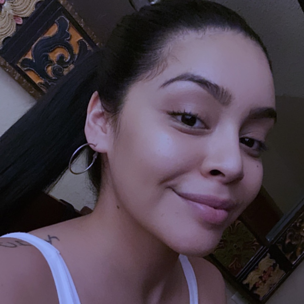 Meet your Posher, Amanda dominique